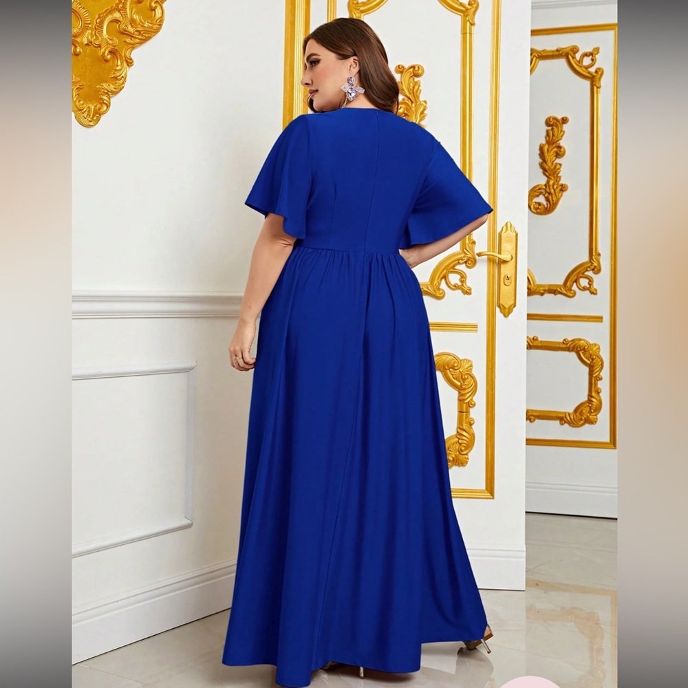 Royal Blue  Satin Maxi Gown with Plunge Neckline and Dolman Sleeves - Picture 6 of 16